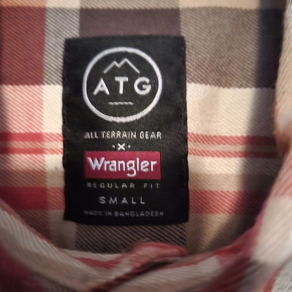 Gently Loved Wrangler ATG Mens  Small Brown-Tan-Red Flannel Button-Dwn Elbow Pad - Picture 6 of 7